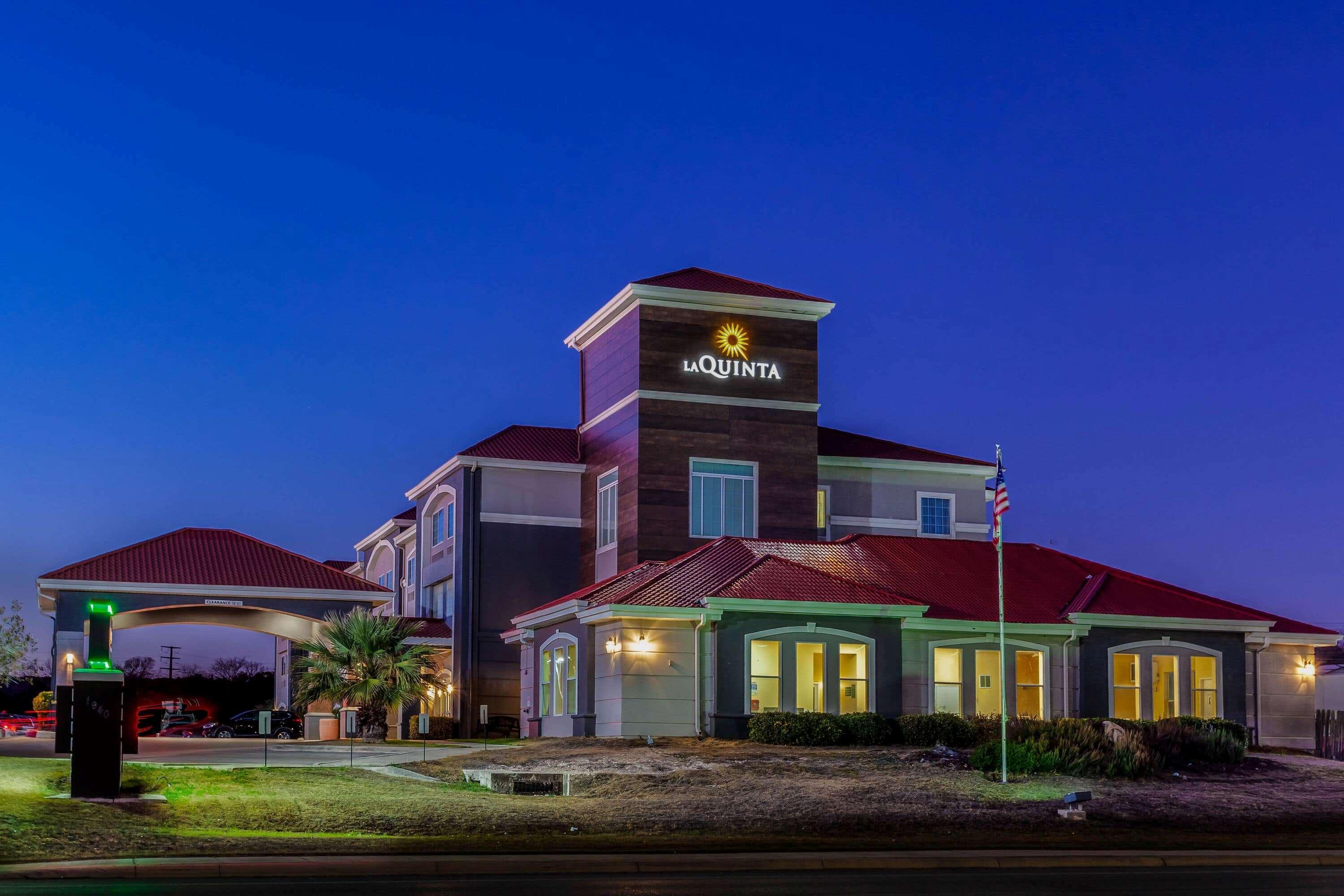 La Quinta By Wyndham Kerrville Exterior foto